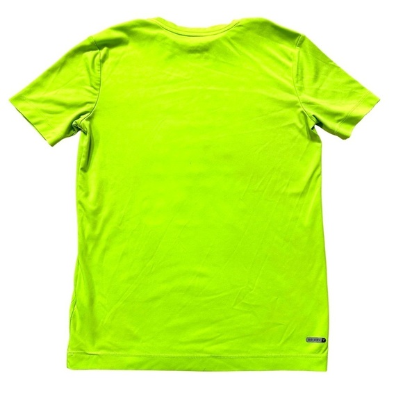 ⭐️ 5 for $25 Old Navy Active Lime Green Tee Size L - Picture 3 of 5